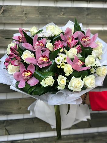 Букет цветов из: Розы и Хризантемы в Каратузском