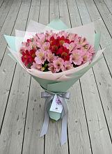 Букет цветов из:  Альстромерии в Каратузском