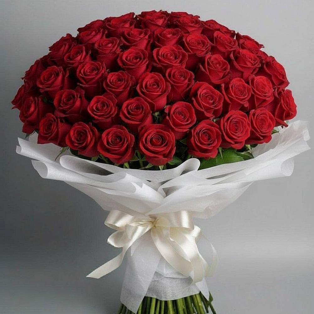 Букет 101 Красная роза Блэк Мэджик в Каратузском