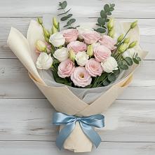 Букет цветов из:  Лизиантусы в Каратузском