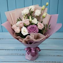 Букет цветов из:  Розы и Лизиантусы в Каратузском