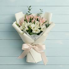 Букет цветов из:  Альстромерии в Каратузском
