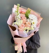 Букет цветов из:  Хризантемы и Розы в Каратузском