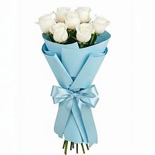 Букет 7 белых роз Проуд в Каратузском