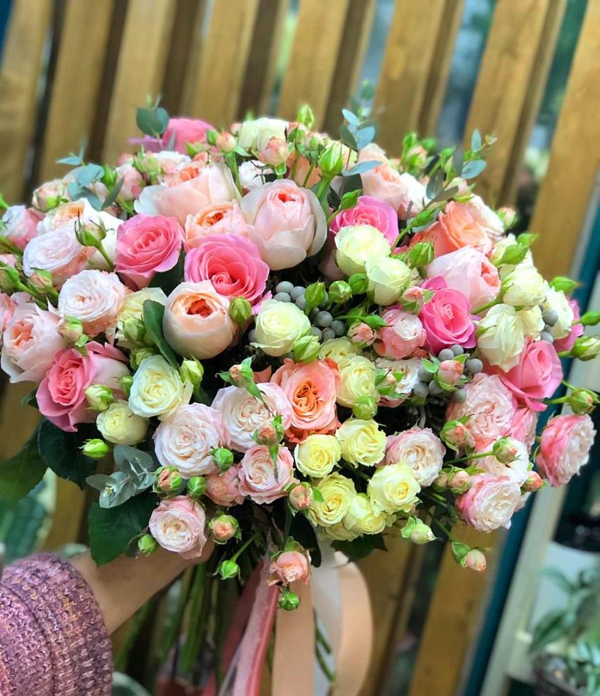 Букет цветов из: Розы в Каратузском